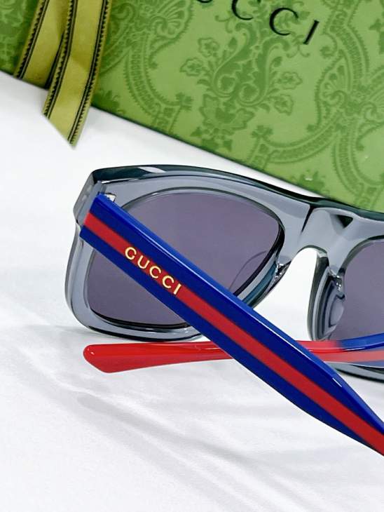 Picture of Gucci Sunglasses _SKUfw79164038fw